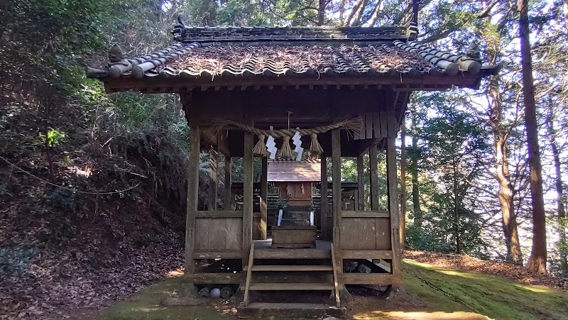 神明神社（三間町土居中）