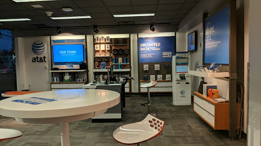 Cell Phone Store «AT&T», reviews and photos, 1645 NJ-35, Oakhurst, NJ 07755, USA