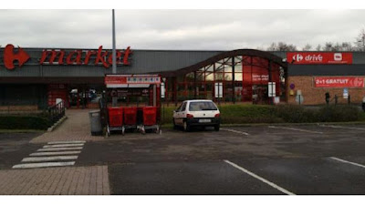 Market Beaumont-Le-Roger à Beaumont-le-Roger