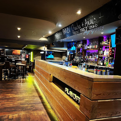 Le PLAYOFF - Sports Bar Serre Chevalier à Saint-Chaffrey