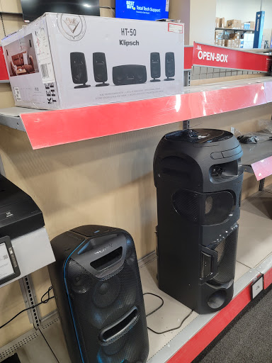 Electronics Store «Best Buy», reviews and photos, 300 Brown Rd, Auburn Hills, MI 48326, USA