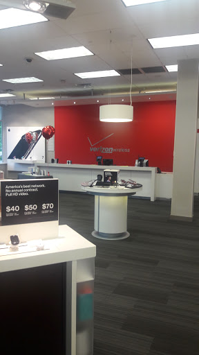 Cell Phone Store «Verizon», reviews and photos, 355 N Central Ave, Hartsdale, NY 10530, USA