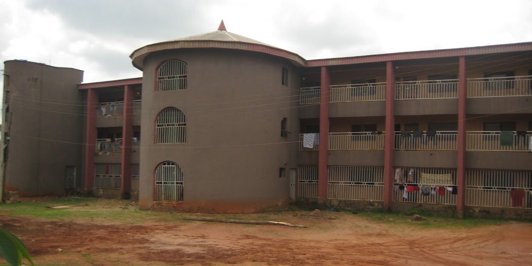 ROVIERA HOSTEL