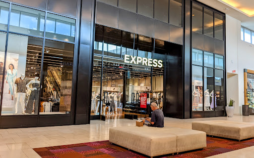 Clothing Store «Express», reviews and photos, 7535 SW 88th St, Miami, FL 33156, USA