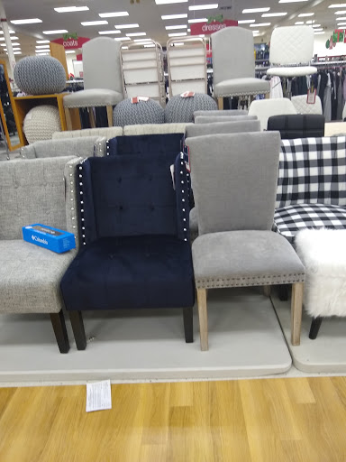 Shopping Mall «North Andover Mall», reviews and photos, 350 Winthrop Ave, North Andover, MA 01845, USA