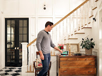 Vivint - Photo 3 - Car repair in , Glendale