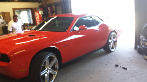 Tire Shop «129 Tire Shop», reviews and photos, 2158 Athens Hwy, Gainesville, GA 30507, USA