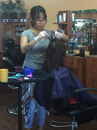 Hair Salon «Hairline Beauty Salon», reviews and photos, 5193 Shore Dr # 106, Virginia Beach, VA 23455, USA