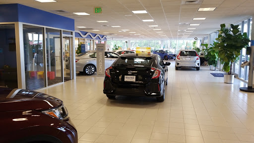 Honda Dealer «Holman Honda», reviews and photos, 12 E Sunrise Blvd, Fort Lauderdale, FL 33304, USA