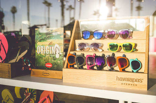 Shoe Store «Havaianas Sandals», reviews and photos, 300 Pacific Coast Hwy, Huntington Beach, CA 92648, USA