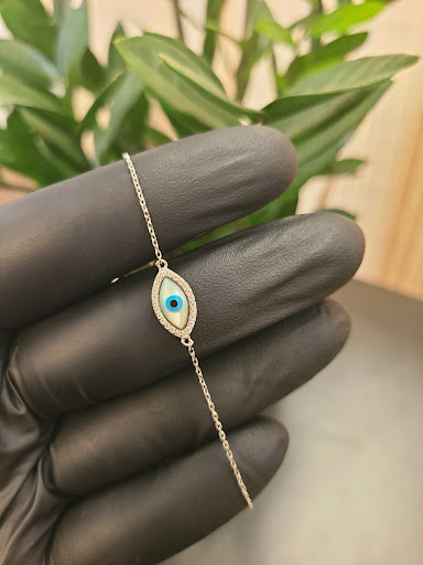 Explore tattoo ideas alice in wonderland, creative tattoo ideas in Nacogdoches, available at Primal Piercing & Jewelry