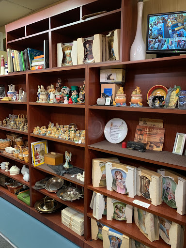 Thrift Store «Twice As Nice-Pottstown», reviews and photos, 233 E High St, Pottstown, PA 19464, USA