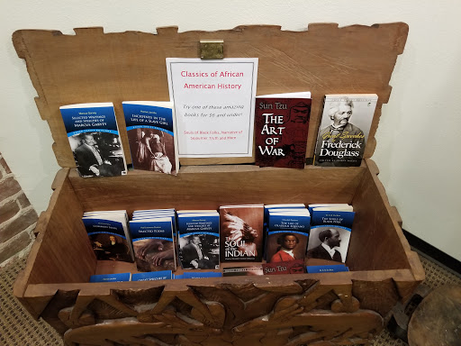 Book Store «Underground Books», reviews and photos, 2814 35th St, Sacramento, CA 95817, USA