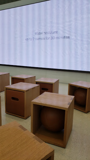 Computer Store «Apple Biltmore», reviews and photos, 2502 E Camelback Rd, Phoenix, AZ 85016, USA