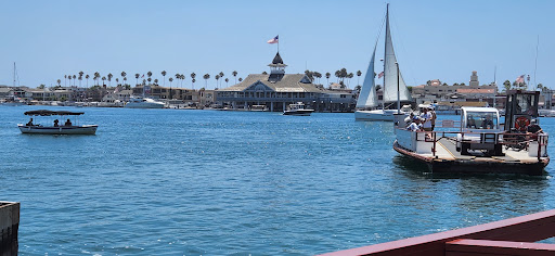 Grocery Store «Island Market», reviews and photos, 500 S Bay Front # A, Newport Beach, CA 92662, USA