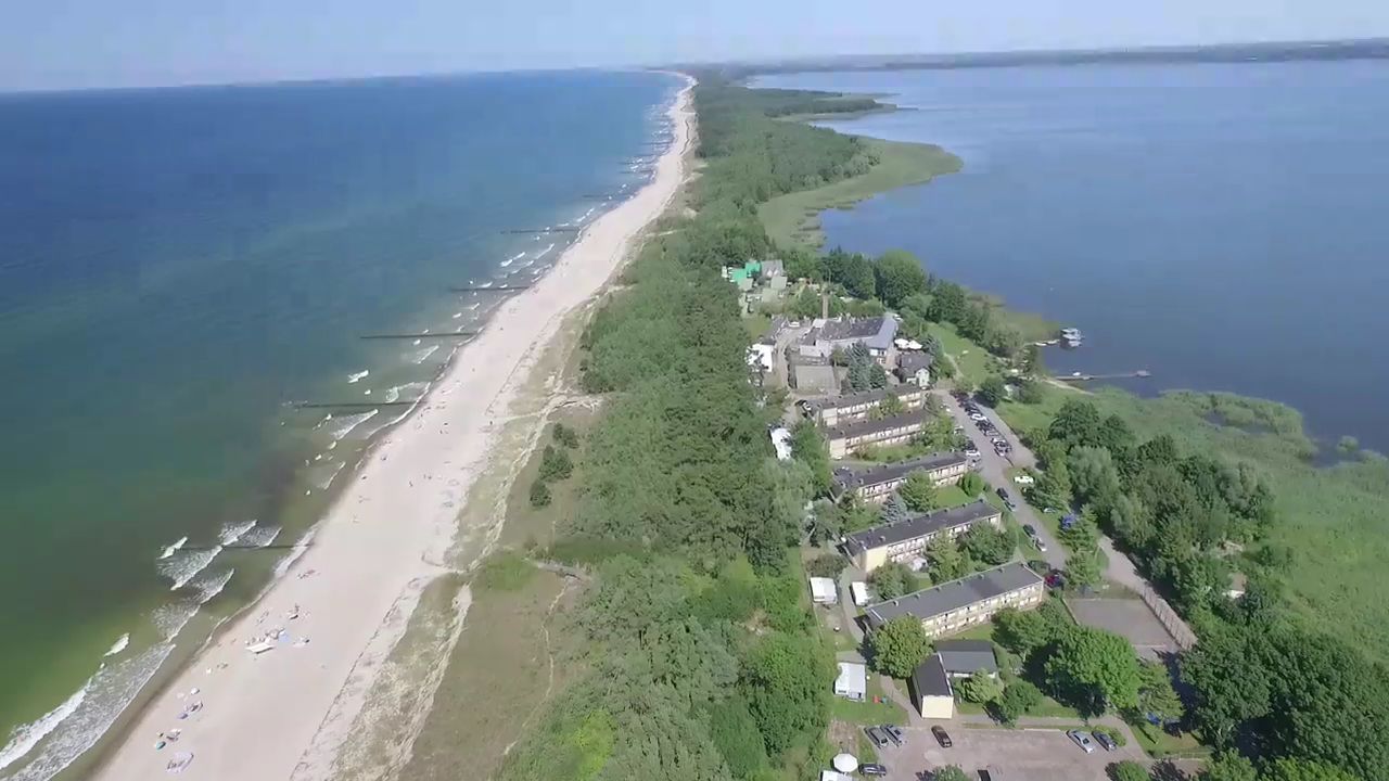 Photo de Dabkowice Beach - bon endroit convivial pour les animaux de compagnie pour les vacances