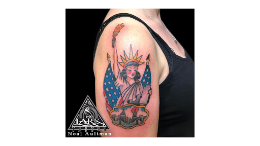 Tattoo Shop «Lark Tattoo», reviews and photos, 1610 Old Country Rd, Westbury, NY 11590, USA