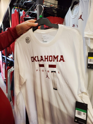 Clothing Store «Balfour of Norman», reviews and photos, 792 Asp Ave, Norman, OK 73069, USA