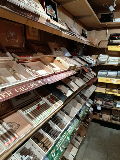 Cigar Shop «Nashville Smoke & Ale», reviews and photos, 15551 Old Hickory Blvd, Nashville, TN 37211, USA
