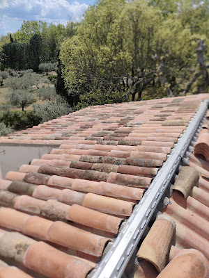 Var couverture à Draguignan