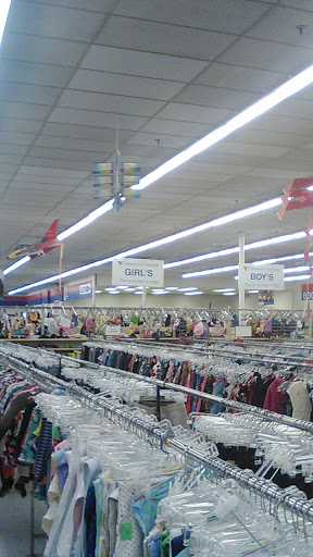 Thrift Store «Volunteers of America Thrift Store-North Columbus- Indianola», reviews and photos