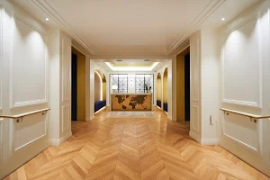 Luxury Hotelschool Paris image