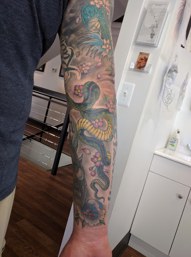 Tattoo Shop «North Main Tattoo Studio & Art Gallery», reviews and photos, 418 N Main St, Plymouth, MI 48170, USA