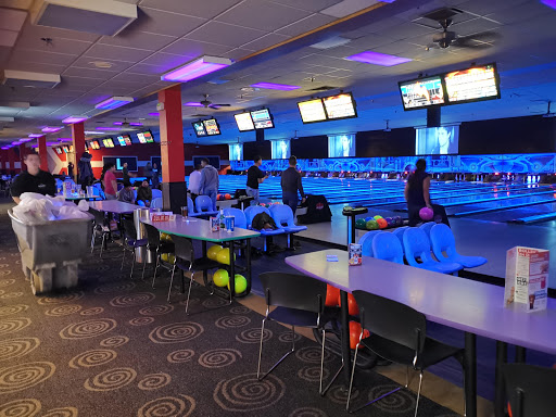 Bowling Alley «AMF Cranston Lanes», reviews and photos, 1450 Elmwood Ave, Cranston, RI 02910, USA