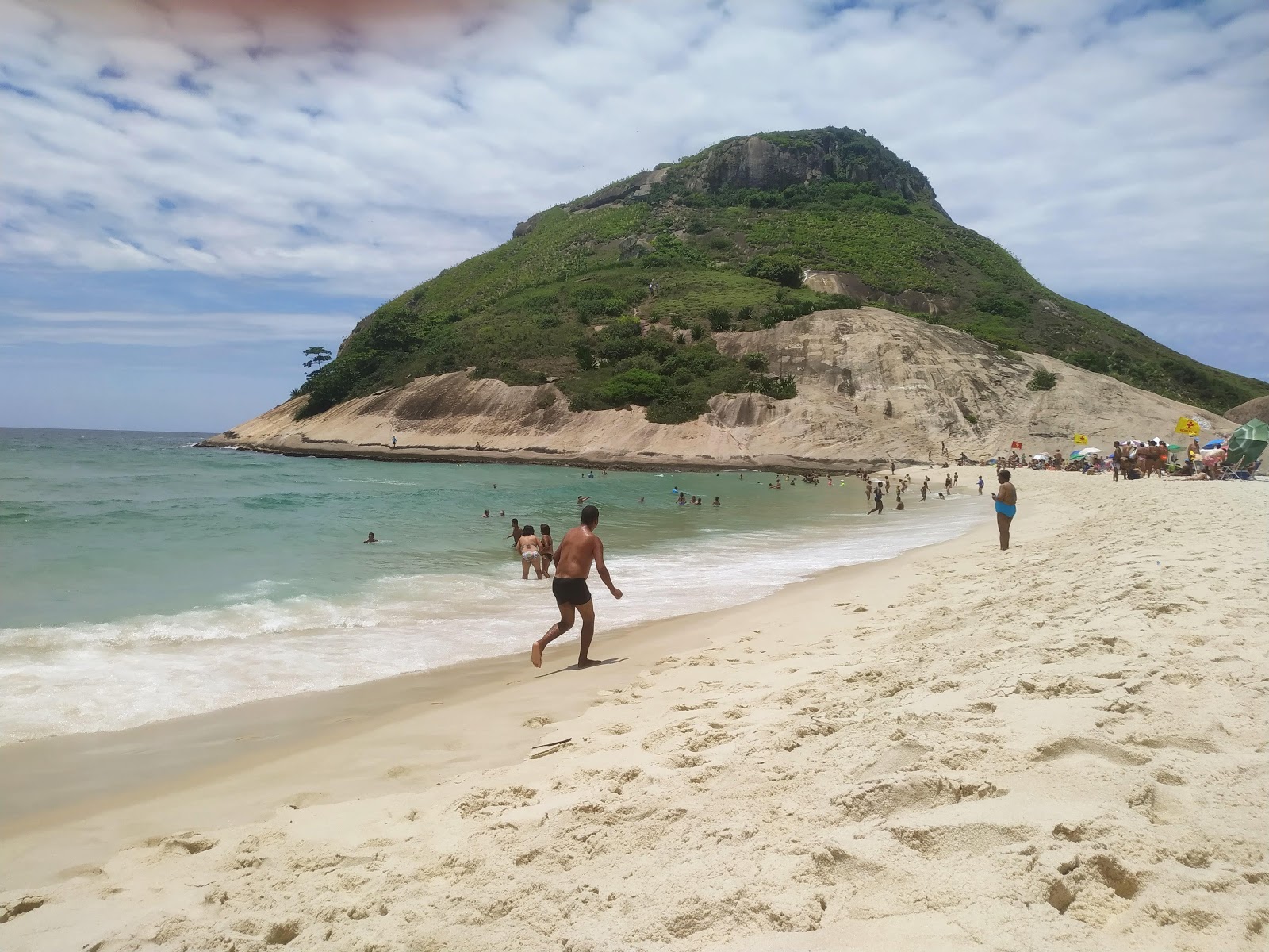 Fotografie cu Plaja Recreio zonele de facilități