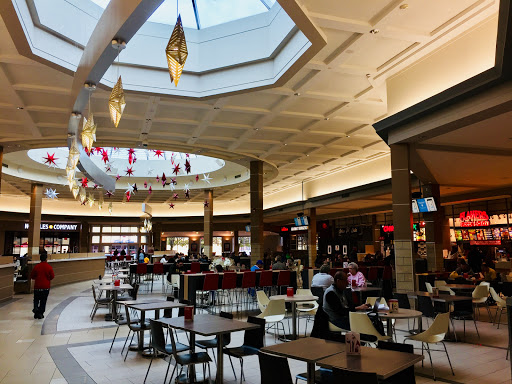 Shopping Mall «South Hills Village», reviews and photos, 301 South Hills Village, Pittsburgh, PA 15241, USA