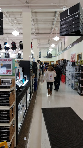 Computer Store «Micro Center», reviews and photos, 3710 Minnesota 100 South, St Louis Park, MN 55416, USA