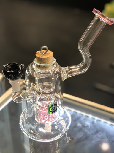 Tobacco Shop «Puffs Smoke Shop», reviews and photos, 9458 Whittier Blvd, Pico Rivera, CA 90660, USA