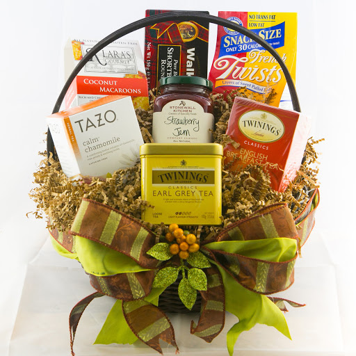 Grocery Store «Fruit Center Marketplace», reviews and photos, 79 Water St, Hingham, MA 02043, USA