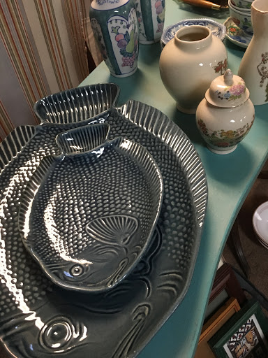 Thrift Store «Second Impressions - Resale for a Cause», reviews and photos, 24412 Muirlands Blvd, Lake Forest, CA 92630, USA