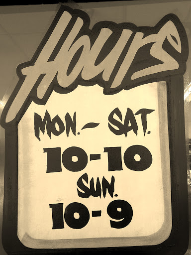 Tobacco Shop «Az 1 Smoke Shop», reviews and photos, 4617 E Thomas Rd, Phoenix, AZ 85018, USA