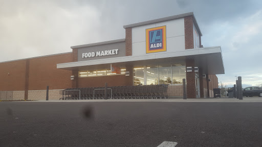ALDI, 11100 US-431, Guntersville, AL 35976, USA, 