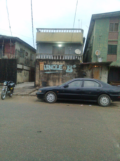 Uncle B Guest House, 36B Oladimeji St, Coker, Lagos, Nigeria, Budget Hotel, state Lagos
