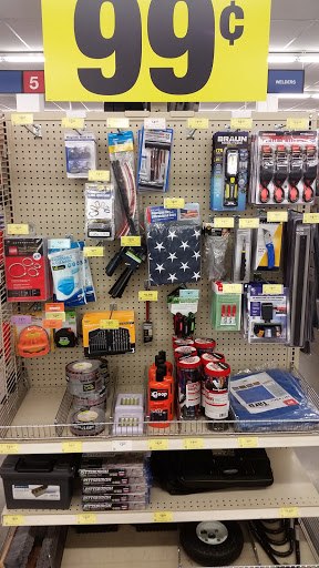 Hardware Store «Harbor Freight Tools», reviews and photos, 22111 WA-99, Edmonds, WA 98026, USA