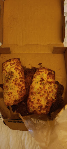 Pizza Restaurant «Round Table Pizza», reviews and photos, 2819 W March Ln, Stockton, CA 95219, USA