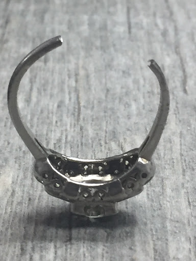 Jewelry Repair Service «South Texas Jewelers», reviews and photos, 8739 Bandera Rd #105, San Antonio, TX 78250, USA