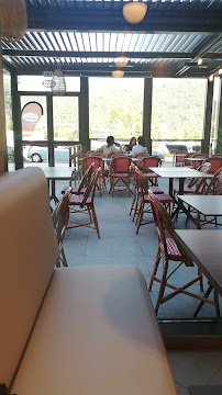 Atmosphère du Restaurant servant le petit-déjeuner Brioche Dorée à Nice - n°10