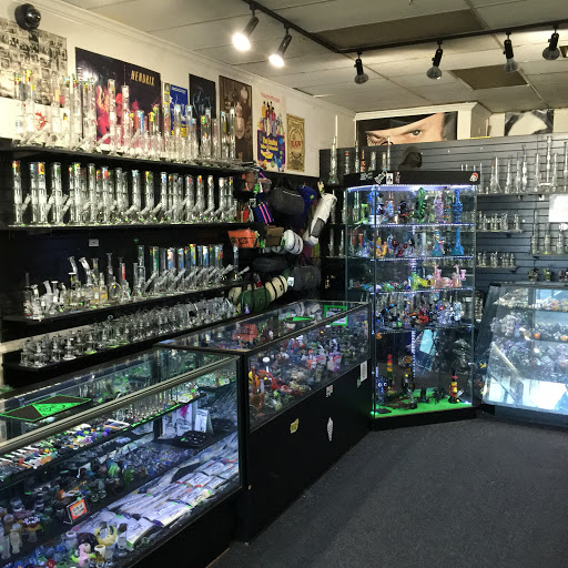 Tobacco Shop «BC Smoke Shop West», reviews and photos, 7909 Westheimer Rd, Houston, TX 77063, USA