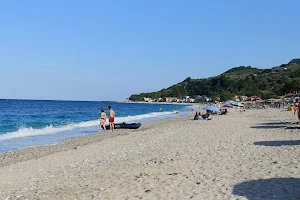 Chorefto Beach image