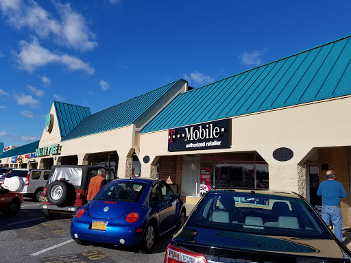 Cell Phone Store «T-Mobile», reviews and photos, 18585 Coastal Hwy #12, Rehoboth Beach, DE 19971, USA