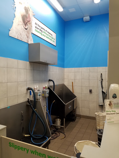 Pet Supply Store «Pet Supplies Plus», reviews and photos, 5418 N Blackstone Ave, Fresno, CA 93710, USA