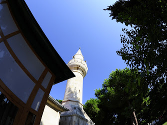 Yazıcızade Cami