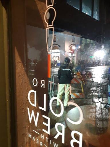 Starbucks image
