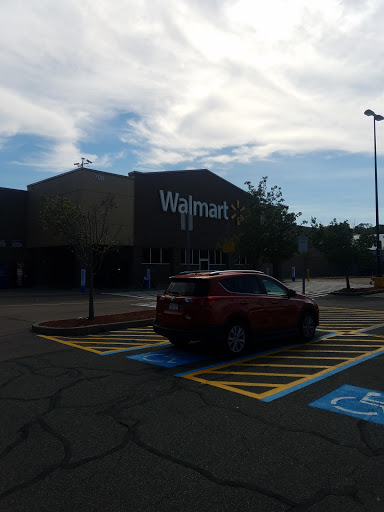 Discount Store «Walmart», reviews and photos, 700 Oak St, Brockton, MA 02301, USA