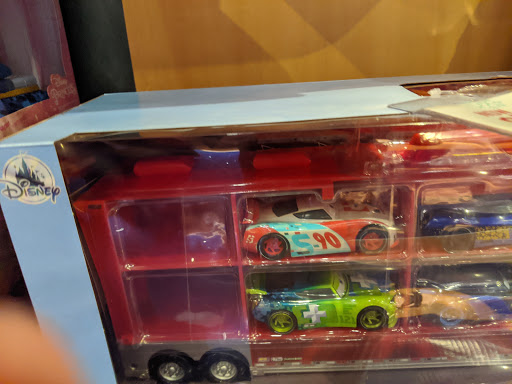 Toy Store «Disney Store», reviews and photos, 1961 Chain Bridge Rd, McLean, VA 22102, USA