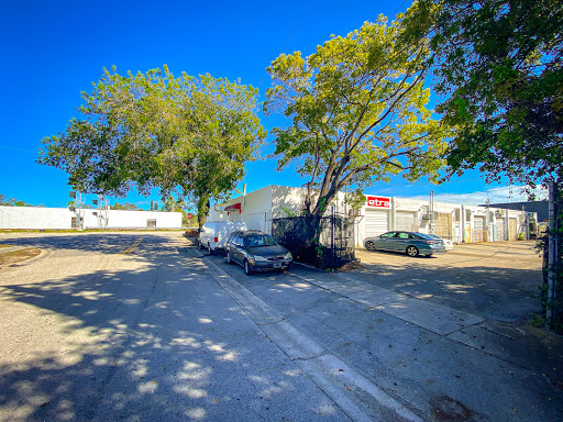 Tropical Fish Store «Jack Wattley Discus», reviews and photos, 6944 NE 4th Ave, Miami, FL 33138, USA